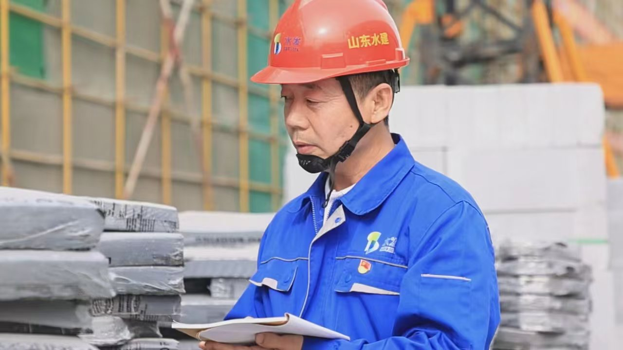 1.蔡東.png 1.蔡東.png